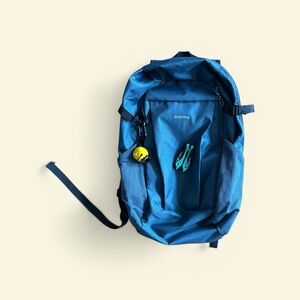 🍃 🍂 20L Day Pack, Bear Bell, and multi-tool 🍃 🍂